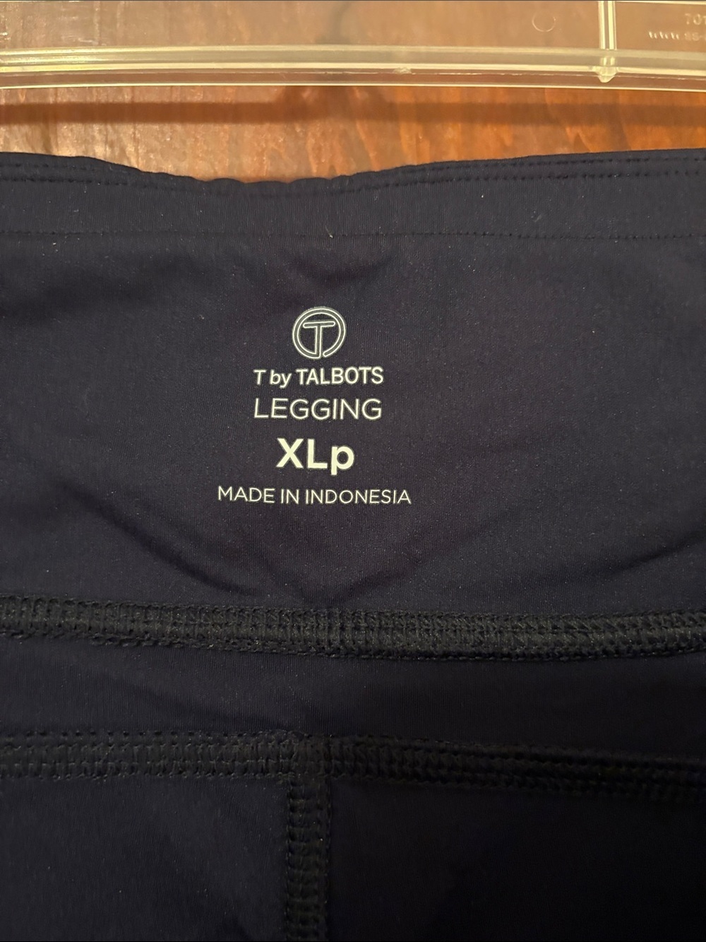 Talbots PERFORMANCE INTERLOCK LEGGINGS - Picture 2 of 12